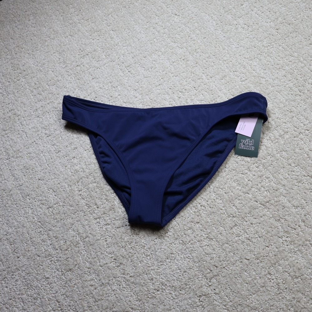 Wild Fable Navy Blue Low Rise Medium Coverage Bikini Bottom M 8-10 NWT